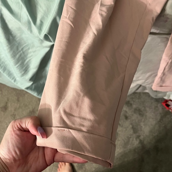 PINK TORRID CROPPED PANTS NWOT SIZE 3 - Picture 5 of 5